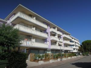 The building in which Az apartmant is located