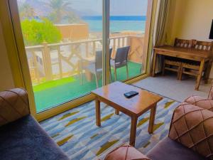 Un paisaje natural cerca del chalet de montaña 6 fotos más