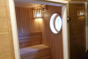 Fotografie z fotogalerie ubytování Houseboat "Upes Nams" v destinaci Varkaļi