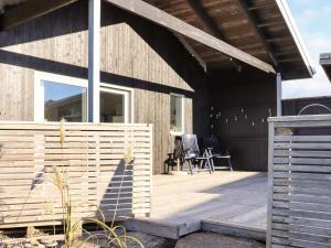 Patio nebo venkovní prostory v ubytování 10 person holiday home in Bua