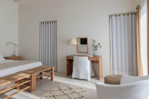 Кровать или кровати в номере Elies Resorts