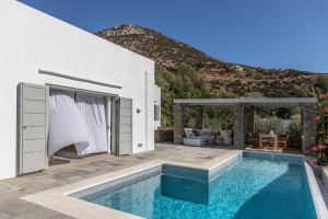 Бассейн в Elies Resorts или поблизости