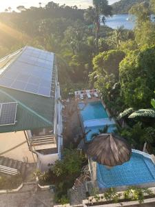 Bazén v ubytování Jalyn's Resort Sabang nebo v jeho okolí
