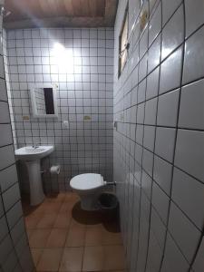Um banheiro em Chalés do Inglês