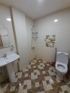 Vannituba majutusasutuses Art Guest House in KASKAD