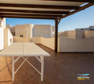 Πινγκ πονγκ στο Apartamento Peñón Blanco ή εκεί κοντά