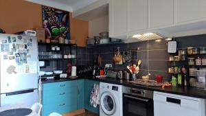 Fotografia z galérie ubytovania Chez Annie appartement familial avec jardin et garage v destinácii Sète