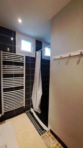 Fotografia z galérie ubytovania Chez Annie appartement familial avec jardin et garage v destinácii Sète