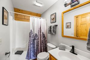 Bilik mandi di The Sly Fox - Recently Updated/ Ideal PF Location