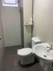 Afbeelding uit fotogalerij van residensi condominium, taman melati, danau kota, gombak in Kuala Lumpur