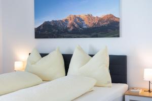 Nespecifikovaný výhled na hory nebo výhled na hory při pohledu z apartmánu