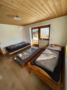 Een bed of bedden in een kamer bij Apartment Lopez