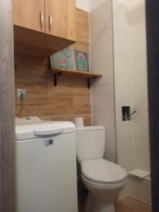 Kúpeľňa v ubytovaní NightHost Robotnicza 32 m 328 Wrocław free parking + 1 fotografia