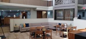 Posezení v ubytování Holiday Inn - McAllen - Medical Center Area by IHG
