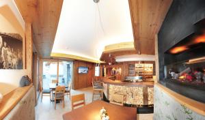 Una cocina o cocineta en Hotel Birkenhof