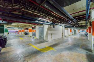 Fotografie z fotogalerie ubytování RedLiving Apartemen Serpong Green View - Hapukh Room Tower B v destinaci Ciater-hilir