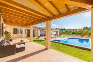 The swimming pool at or close to Finca SERA Caimari by Mallorca Villa Selection