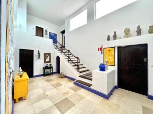 Fotografia z galérie ubytovania Suite only adults with Breakfast included, FreeWifi, shared pool, ocean view in Yaiza v destinácii Yaiza