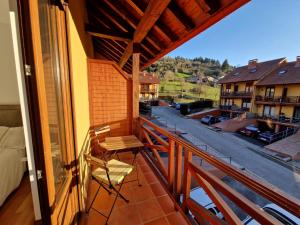 A balcony or terrace at "CHALET A ESTRENAR" MIRADOR DE LA VENTOSA-Potes