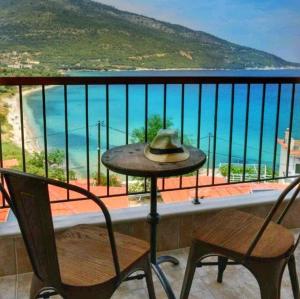 Gallery image of Seascape Villas Kinira - Elia & Anatoli in Koinyra