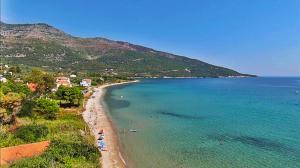Gallery image of Seascape Villas Kinira - Elia & Anatoli in Koinyra