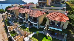 Gallery image of Seascape Villas Kinira - Elia & Anatoli in Koinyra