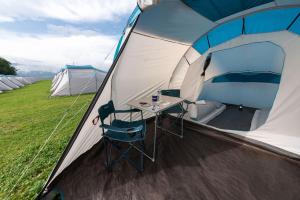Loodusmaastik of the luxury tent lähedal