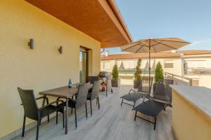 Balkón alebo terasa v ubytovaní Casa Luxury Wellness Apartman By BLTN