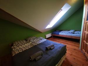 Легло или легла в стая в MiłoRyn