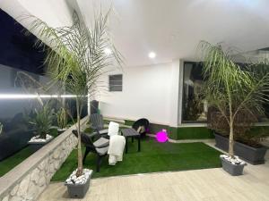 A seating area at Loft Terracina