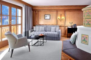 A seating area at Hotel Gletscherblick
