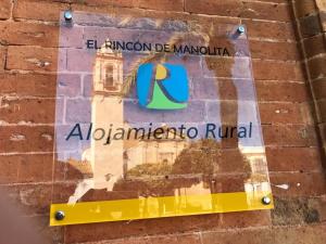 博爾諾斯的住宿－El rincón de Manolita. #2，砖楼边的标志