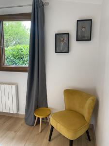Część wypoczynkowa w obiekcie Gîte du Gué Maraud