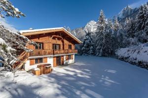 Chalet le Tricouni v zime