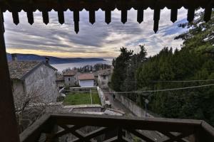 Φυσικό τοπίο κοντά σε αυτή η παραθεριστική κατοικία