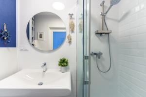Kúpeľňa v ubytovaní Apartamenty Lighthouse Mrzeżyno