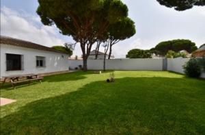 Ogród w obiekcie Villa Mencal