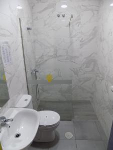 Koupelna v ubytování Albergue de São Bento