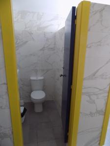 Koupelna v ubytování Albergue de São Bento
