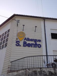 Certifikát, hodnocení, plakát nebo jiný dokument vystavený v ubytování Albergue de São Bento
