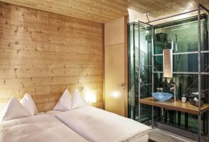 Hotel Ochsen by Mountain Hotels客房内的一张或多张床位