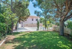 Vonkajšia záhrada v ubytovaní Villa Domus Vesta