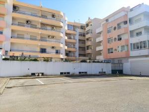 Το κτήριο όπου στεγάζεται  το διαμέρισμα