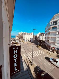 Vue générale sur la mer ou vue sur la mer prise depuis l'hôtel