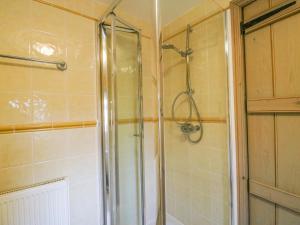 Et badeværelse på The Oast House + 37 billeder