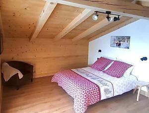 Posteľ alebo postele v izbe v ubytovaní Chalet neuf vue panoramique sur le MONT-BLANC