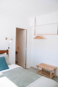 Un ou plusieurs lits dans un hébergement de l'établissement Just Like Home - Casa Antonio em Paredes de Coura