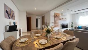 Posezení v ubytování Luxury Family Appart 7 Pers - CheckPoint - Oujda Center