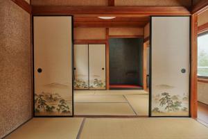Fotografie z fotogalerie ubytování 目の前が吉野川・雨天でも屋外体験ができる絶景の一軒家 v destinaci Ōtakuchi
