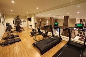 Fitness centrum a/nebo fitness zařízení v ubytování Hotel Caiuá Cascavel